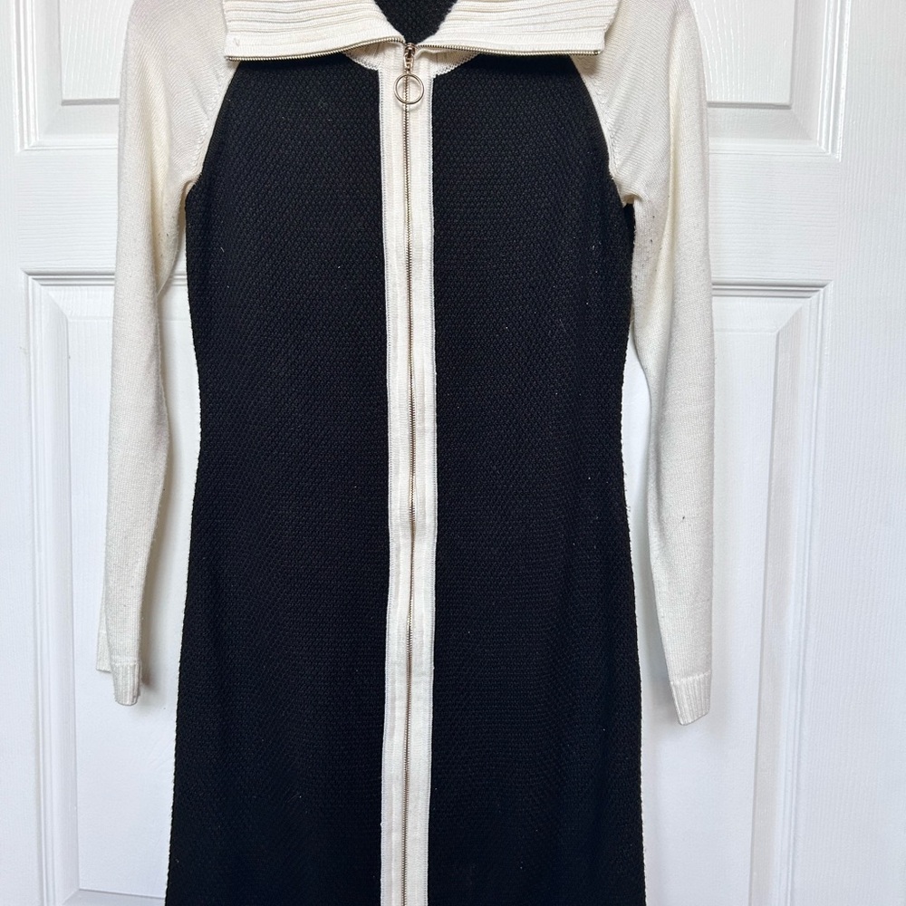 Calvin Klein Color Block Seeater Dress - Sz: S